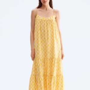 H&M Yellow Patterned Midi Dress